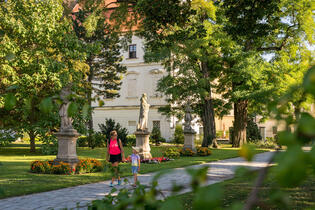 Benediktinský klášter Rajhrad Židlochovice